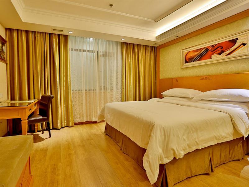 Vienna Hotel Wuhan International Convention And Exhibition Centre Exterior photo