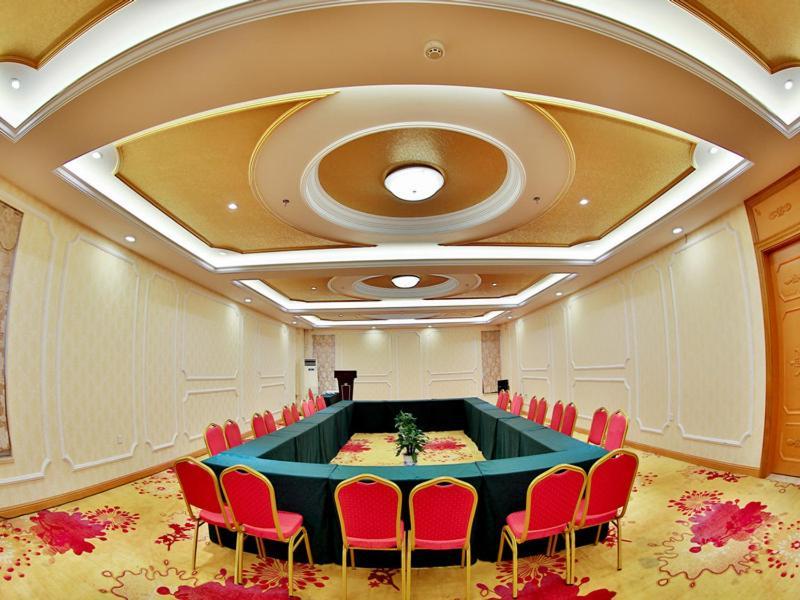 Vienna Hotel Wuhan International Convention And Exhibition Centre Exterior photo