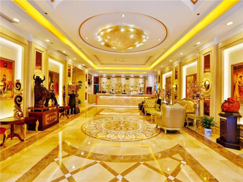 Vienna Hotel Wuhan International Convention And Exhibition Centre Exterior photo