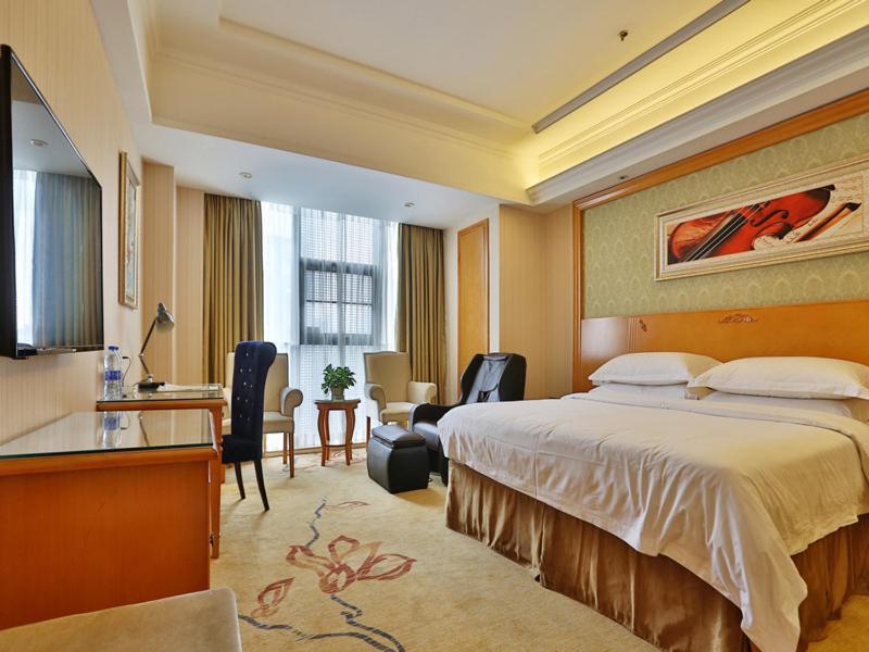Vienna Hotel Wuhan International Convention And Exhibition Centre Exterior photo